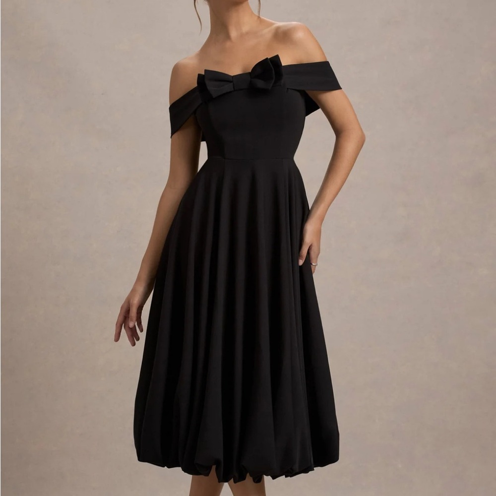 Chic Off-Shoulder Black Dress